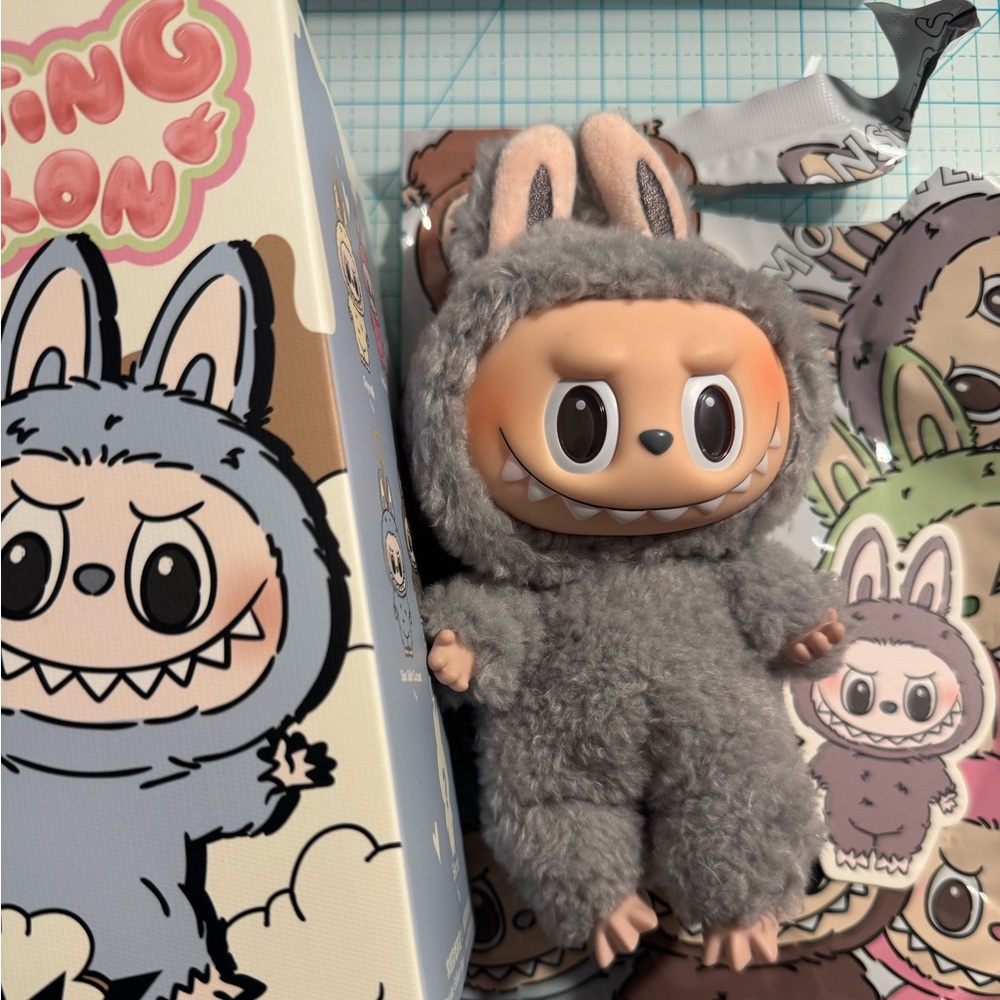 Last of my blind boxes Opened- Pop Mart Macaron Sesame Bean Labubu